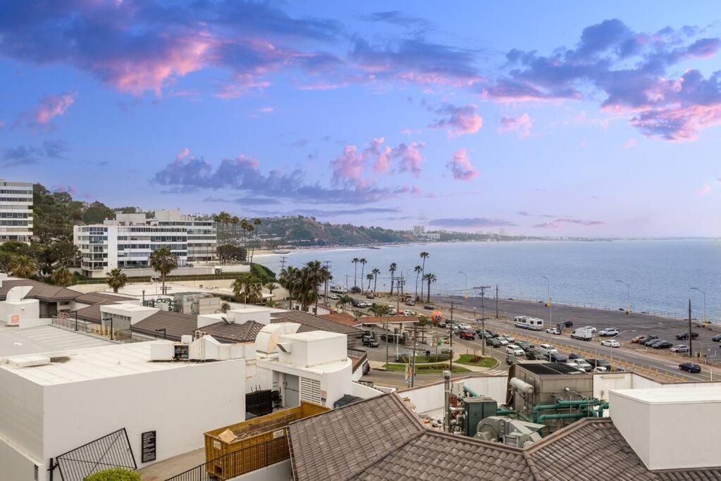Coastal Comfort Retreat 1-bed Apartment Los Angeles